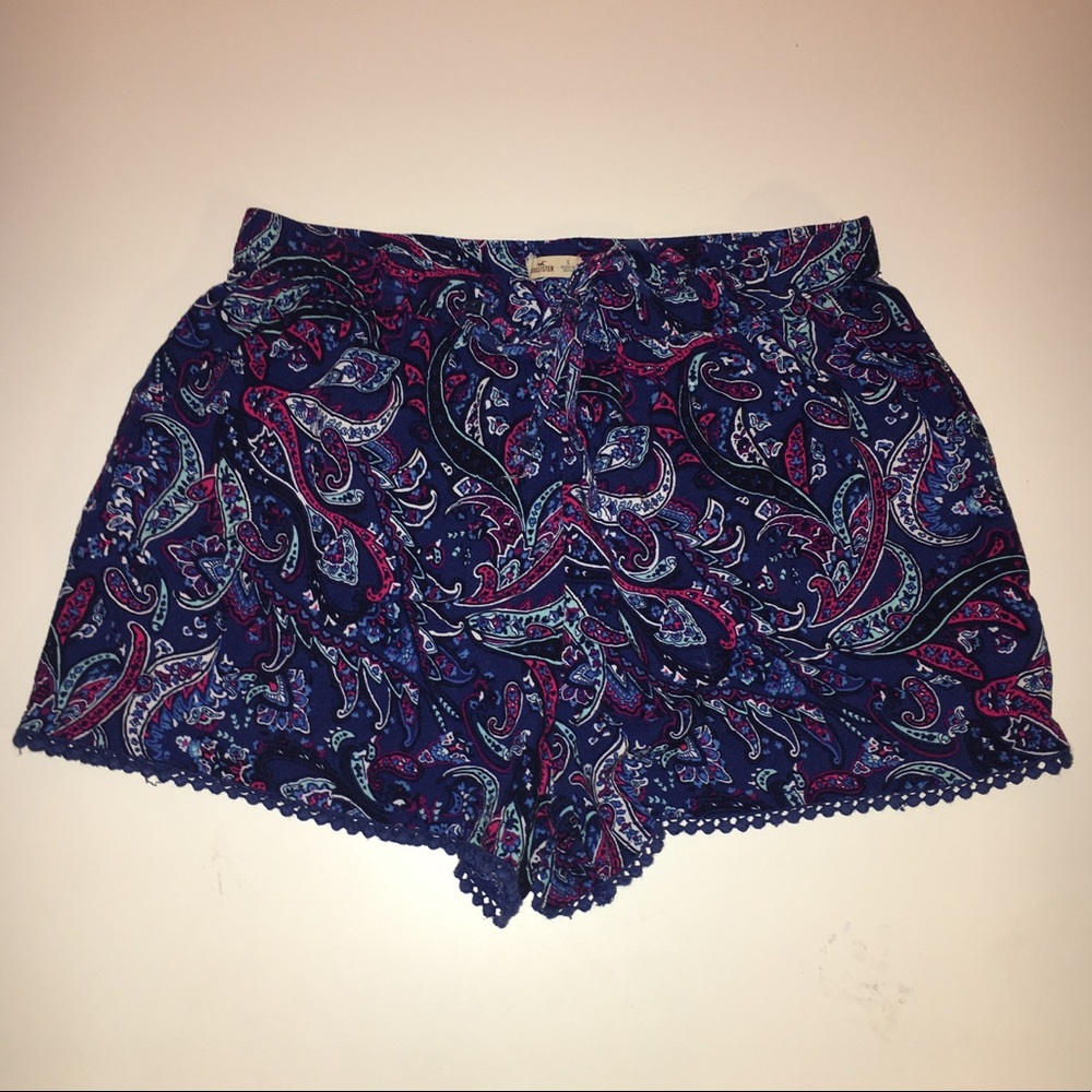 Patterned Hollister Shorts🌌